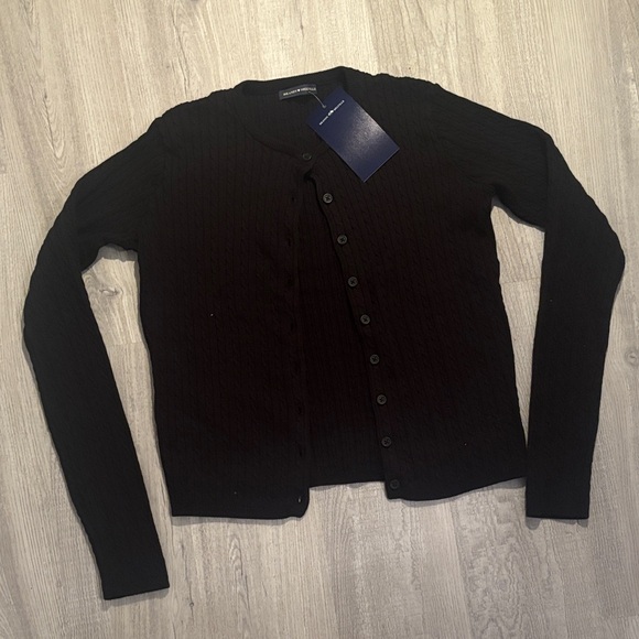 Black Button-Up Cardigan - Picture 2 of 4